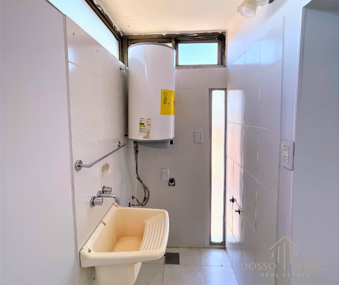 VENDE DEPARTAMENTO DE 3 DORMITORIOS REFACCIONADO A NUEVO EN CALLE ARTURO ILLIA 1055 - RESISTENCIA CHACO