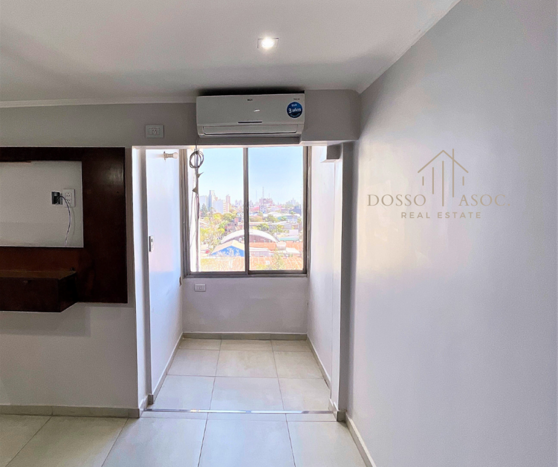 VENDE DEPARTAMENTO DE 3 DORMITORIOS REFACCIONADO A NUEVO EN CALLE ARTURO ILLIA 1055 - RESISTENCIA CHACO