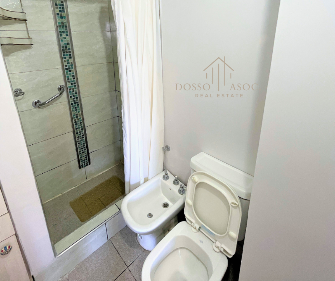 VENDE DEPARTAMENTO DE 3 DORMITORIOS REFACCIONADO A NUEVO EN CALLE ARTURO ILLIA 1055 - RESISTENCIA CHACO