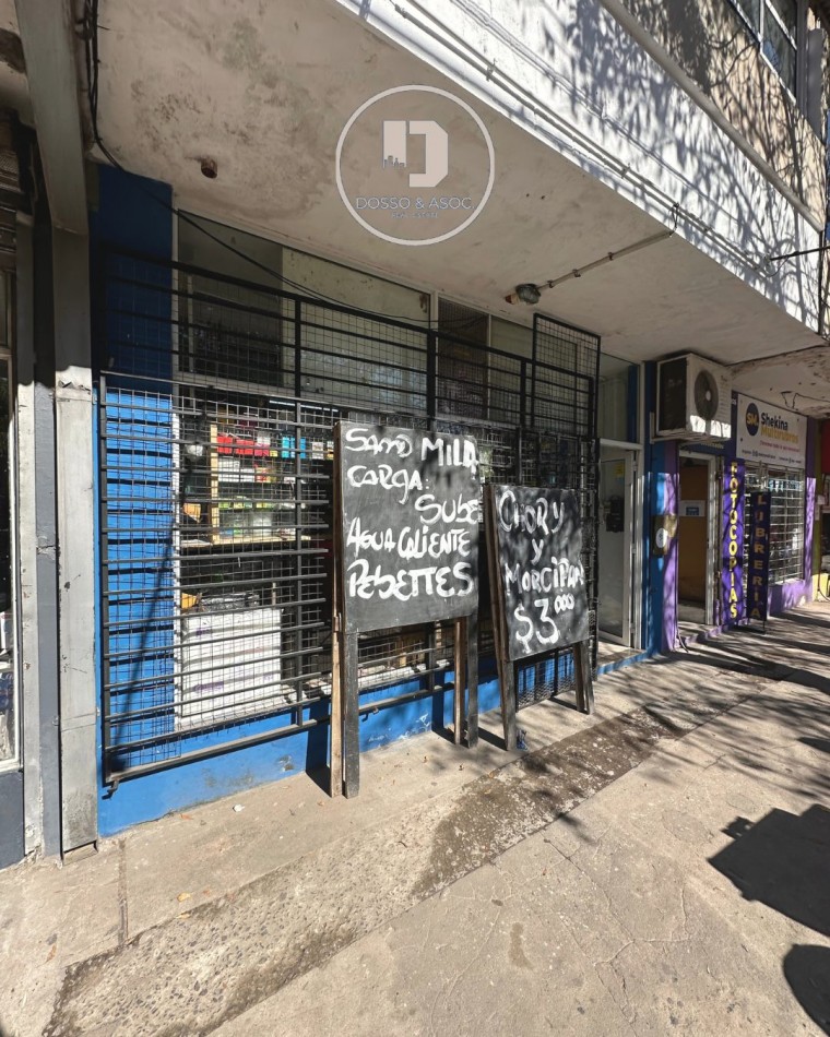 SE VENDE LOCAL COMERCIAL SOBRE AVENIDA 9 DE JULIO FRENTE A HOSPITAL PERRANDO