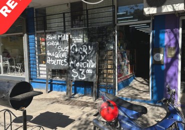 SE VENDE LOCAL COMERCIAL SOBRE AVENIDA 9 DE JULIO FRENTE A HOSPITAL PERRANDO